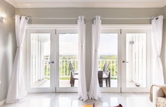 Charming Sea View Town House Chef Driver Optional - Photo 10