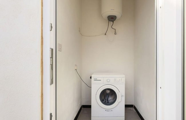 Seafront Penthouse With Unobstructed Sea Views - Photo 33