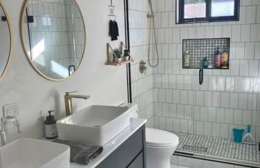 Mid Century Modern Montana Dream Home - Foto 38