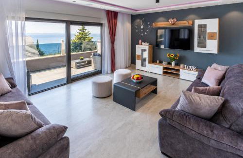 Luxury Apartment Lorena - Private Heated Pool - - Photo 45