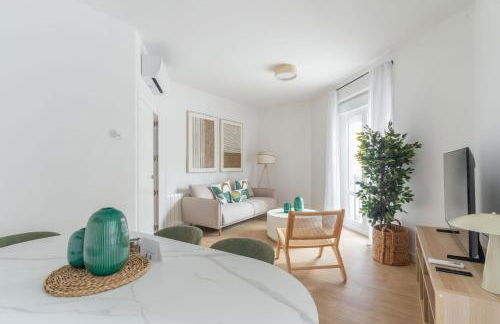 Stylish Central -4bedrooms 2bathrooms-Salamanca - Photo 3