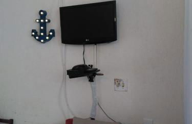 Apartamento Studio ao Lado da Praia com Wi-Fi e TV Smart - Foto 6