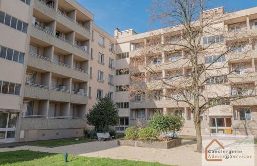 Agréable T3 avec Balcon et Parking Inclus - Foto 9