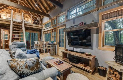 Cabin on Seven Acres with a Pond - Foto 10