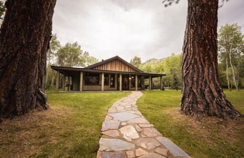 Private River Front Cabin - Foto 23