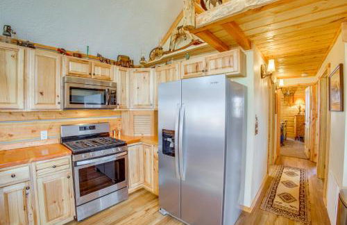 Roberts Home with Western Decor and Mountain Views! - Foto 8