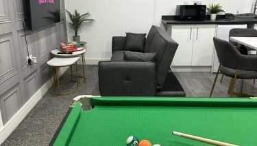 Birmingham City Modern Apartment - Table Tennis - Pool - Foto 3