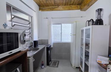 Casa no Ribeirão da Ilha - Florianópolis - Pé na areia - ar cond - pet - familia - Foto 5