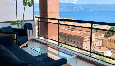 Grand T2 STANDING AJACCIO Proche centre et plages VUE PANORAMIQUE PARKING PRIVE - Foto 3