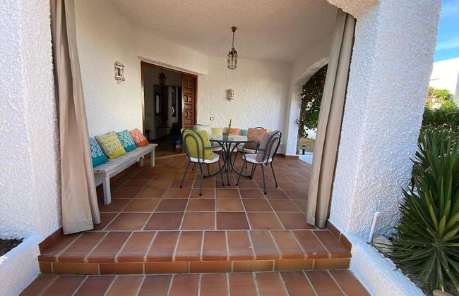 Spacious Holiday Home With Private Garden - Foto 29