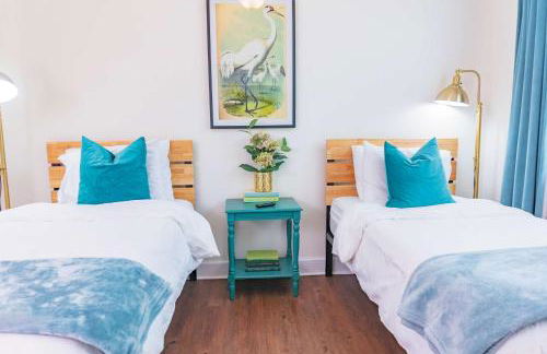 The Lotus Suite Newly Built Upscale Central - Photo 36