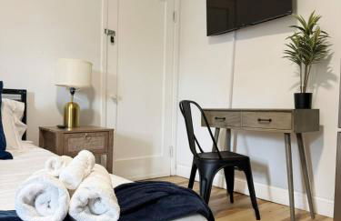 The Cardinal Studio Apartments - Foto 75