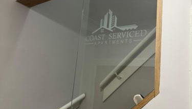 Spacious 2BR Apartment - Sleeps 4 - Parking & Pets - Coast Serviced Apartments - Enquire for Trade & Long stays - Foto 4