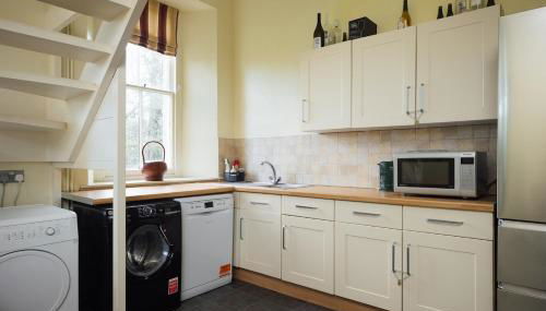 Elegant Pembrokeshire Country House - Sleeps 17 - Foto 5