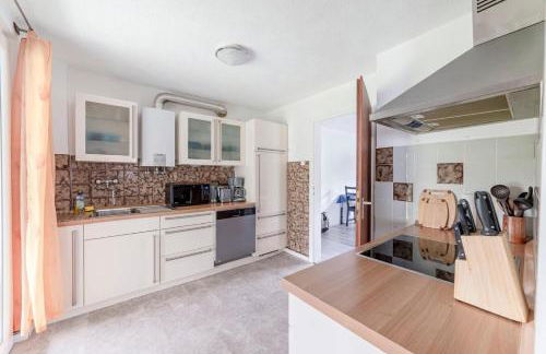 Cozy villa with garden, balcony and parking area in Düsseldorf - Foto 20