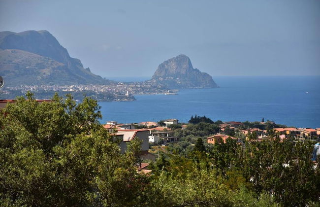 Countryside Villa With Private Pool - Photo 33