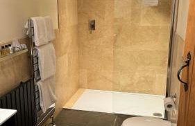 The Saddle Room - Photo 4