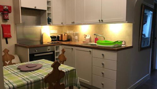 Glastonbury Rose Cottage - Magical Victorian Town Centre Stay - Foto 3