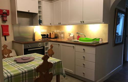 Glastonbury Rose Cottage - Photo 3