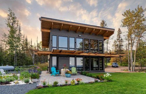 Waterfront Lake Superior Cabin Fire Pit and More! - Foto 35