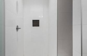 Home with Rooftop Deck & Garage, 2 miles to Downtown Broadway - Foto 35