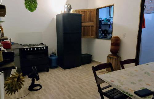 Casa Deixe-se Baleiar na vila de Serra Grande - Photo 8