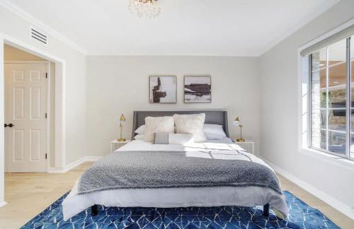 New 5 bed w/hot tub close to Universal sleeps 12 - Foto 30