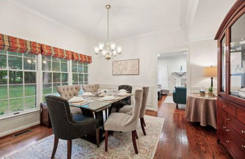 DC Luxury Retreat in Forest Spacious Full of Fun - Foto 15