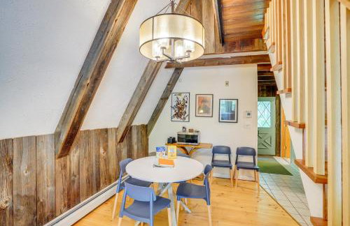 A-Frame Cabin with Furnished Deck in Becket! - Foto 8