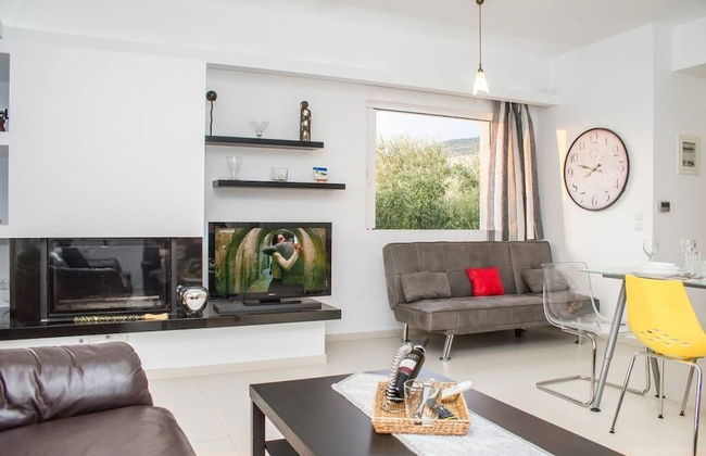 Nina's Villa, Cosy Seaview Retreat - Foto 13