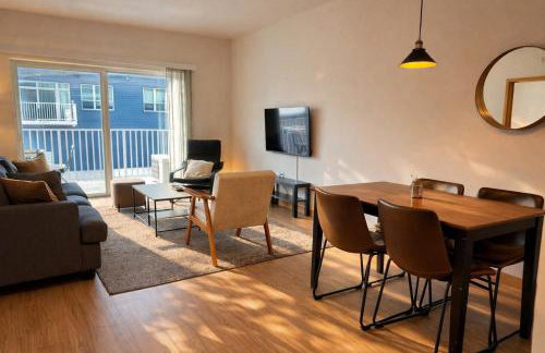 East Side 1BR Apt - Near Brady St and Fiserv with Balcony - Foto 8