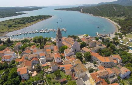 Lovely 15th Century Apartment in Osor - Foto 20