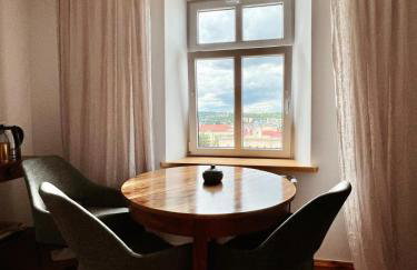 APARTAMENT GRODZKA1, 100 m2 przy przemyskim rynku z widokiem na rynek i panoramę miasta - Foto 7