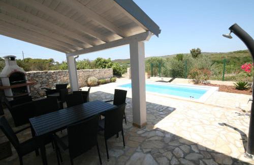 House Sakarun with swimming pool - Photo 20