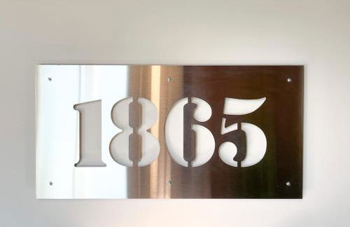 Historic Stay Near Downtown - Foto 33