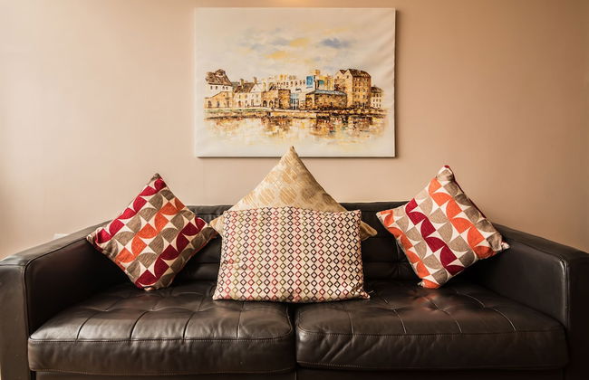 Galway Bay Sea View Apartments - Photo 38