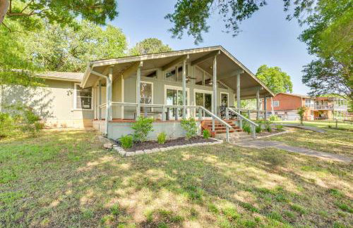 Yard, Deck and Fire Pit Cedar Creek Reservoir Gem - Foto 27