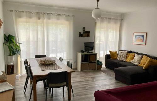 Rocha’s Apartment REMODELADO! Na praia com terraço - Foto 8