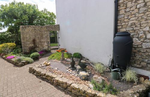 The Stables - Photo 36