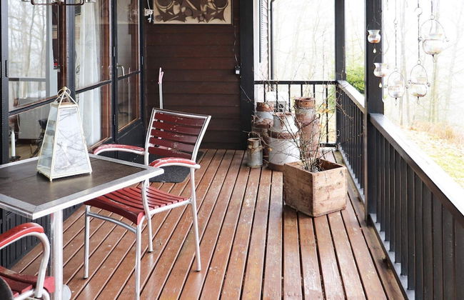 6 Person Holiday Home in Knared - Foto 15