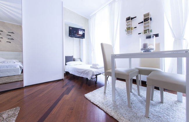 Hemeras Boutique House Aparthotel Montenapoleone - Photo 3