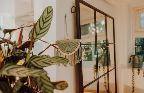 NovaCrest - Stylish 3 Bedroom with Parking - Sleeps 5 - Foto 10