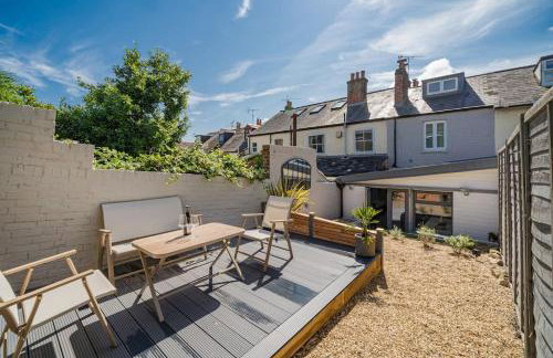 Captain's Cottage - 1BR, Garden, 2-Min Walk to High St - Foto 10