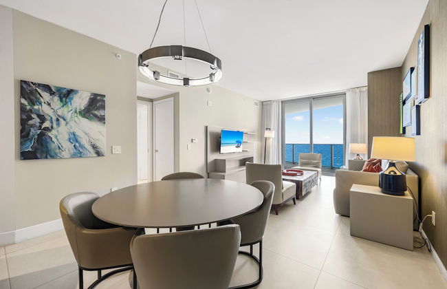 Luxury Beachfront Condos in Hollywood - Foto 75