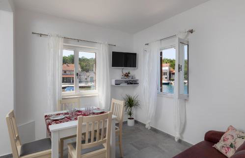 Apartments Lovorna - Foto 28