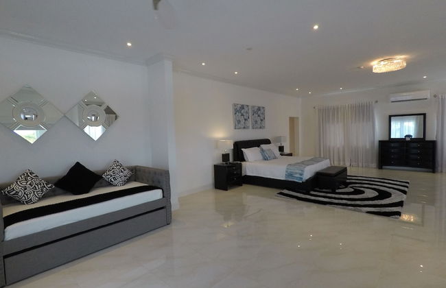 The White House TCI - Foto 8