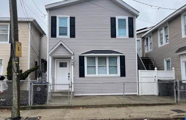 Luxe Haven, Pergola, FirePit NearCasinos, Sleeps8 - Photo 2