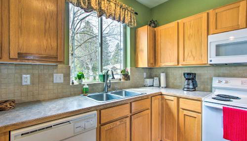 Stunning Townhome Near Upper Klamath Lake! - Foto 5