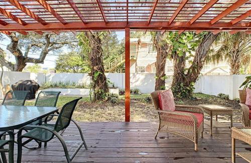 STEPS FROM THE BEACH, BEST LOCATION, 2 BDRM 2 BTH - Foto 30