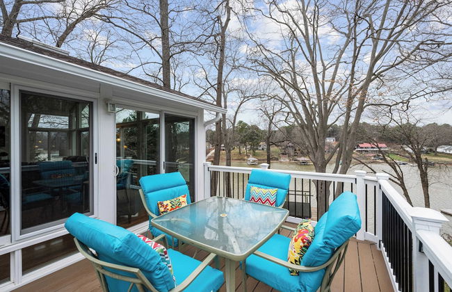 Tree Top Get Away by Avantstay Amazing Lake View - Foto 1